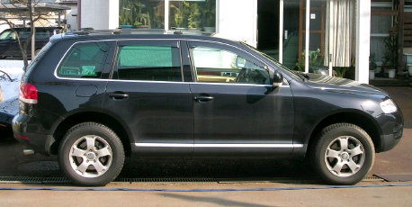 sharan015005.jpg
