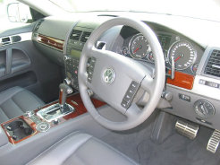 sharan021005.jpg
